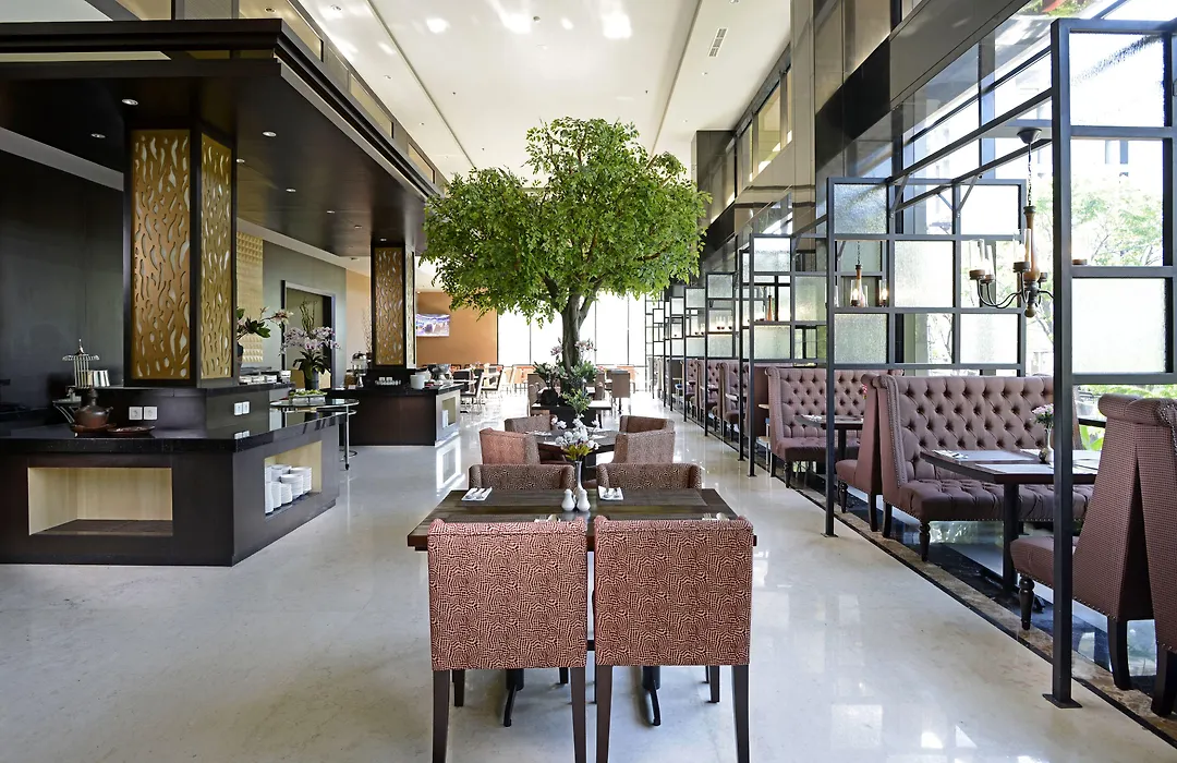 Aria Centra Surabaya-1